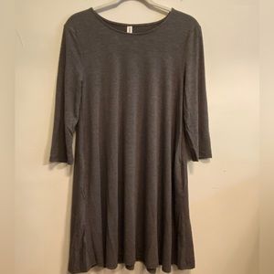 Tunic Pocket Dress, 3/4 sleeve - Charcoal